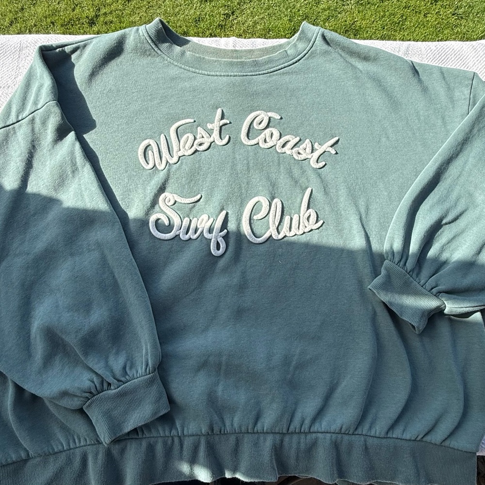 Oversized West Coast Surf Club Sweater